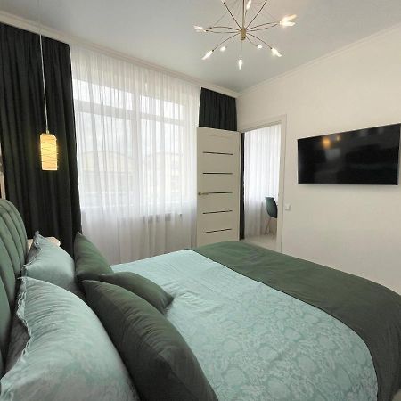 Luxury Emerald Apartments Irpień Zewnętrze zdjęcie
