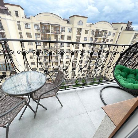 Luxury Emerald Apartments Irpień Zewnętrze zdjęcie