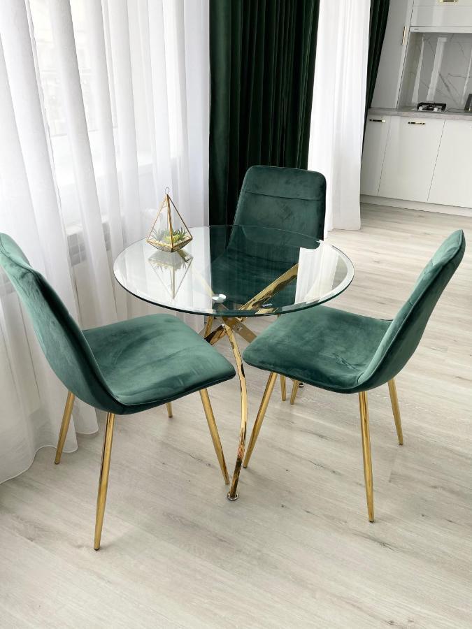Luxury Emerald Apartments Irpień Zewnętrze zdjęcie