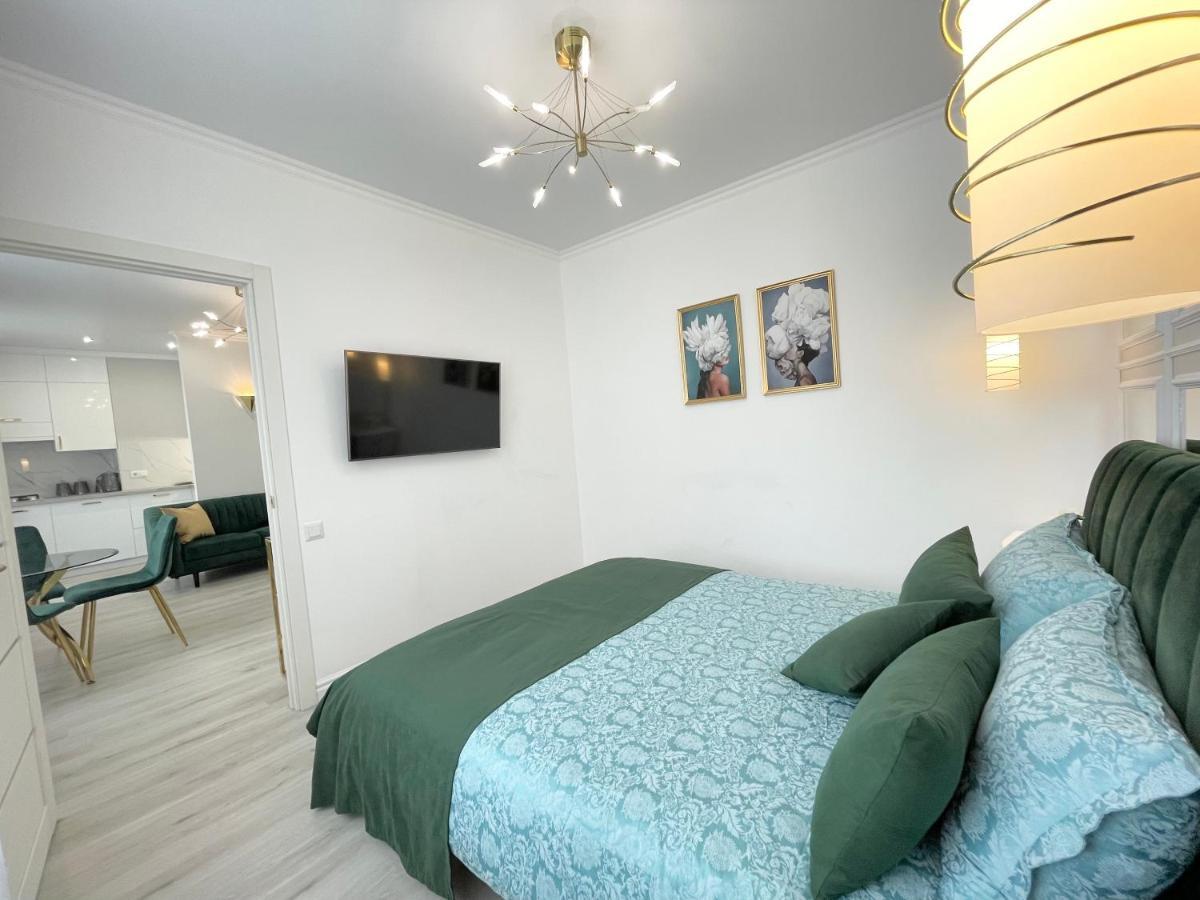 Luxury Emerald Apartments Irpień Zewnętrze zdjęcie