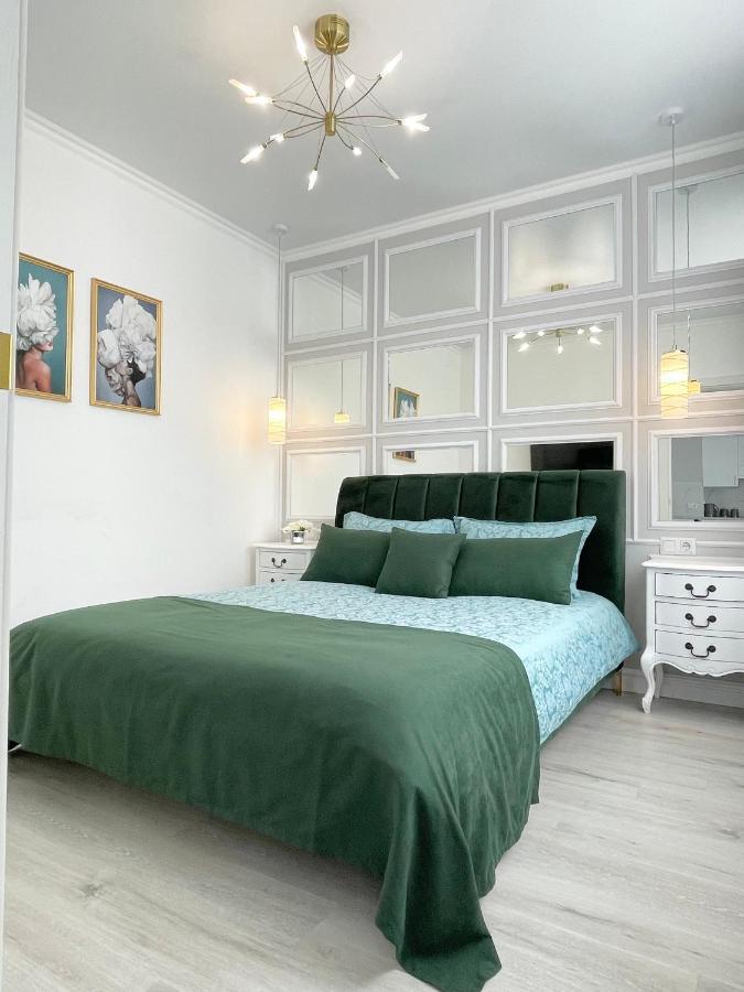 Luxury Emerald Apartments Irpień Zewnętrze zdjęcie