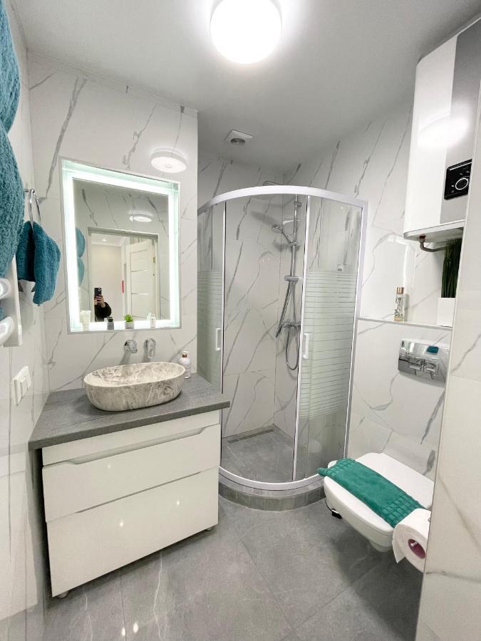 Luxury Emerald Apartments Irpień Zewnętrze zdjęcie
